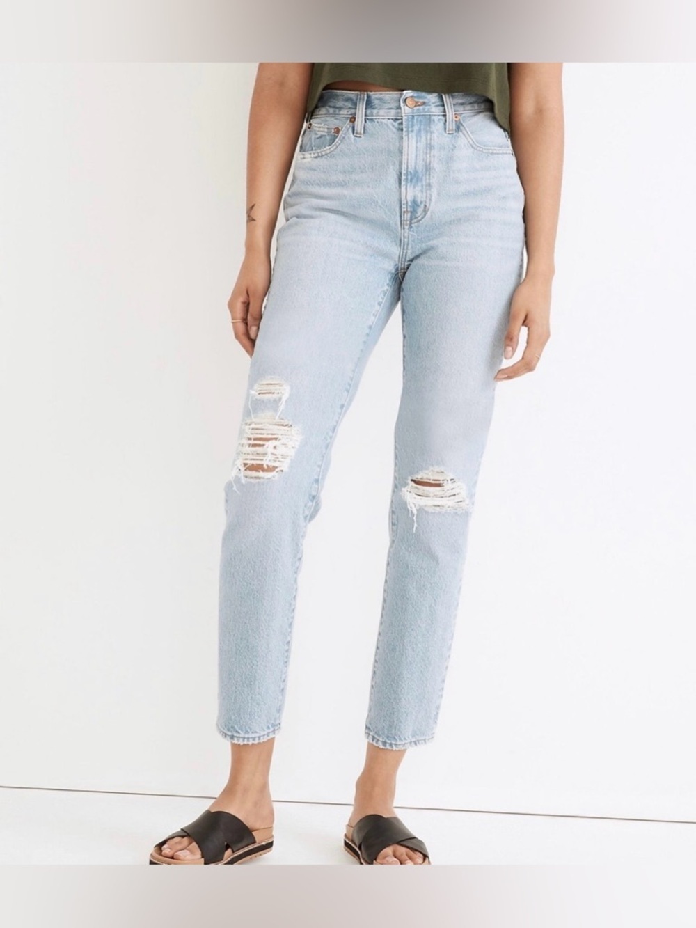 Madewell The Perfect Vintage Jean in Grandbay Wash Ripped Edition